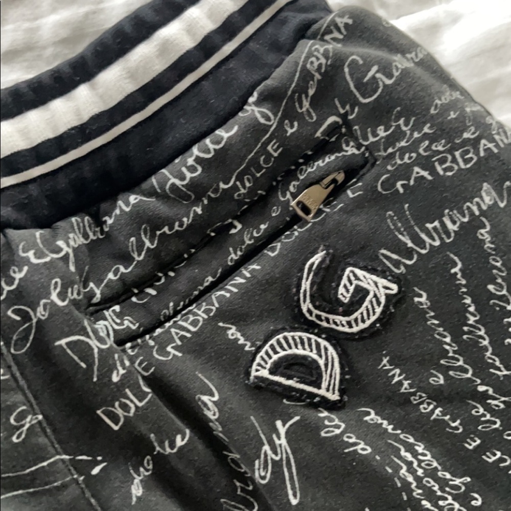 Dolce and Gabbana kids joggers - Picture 4 of 7